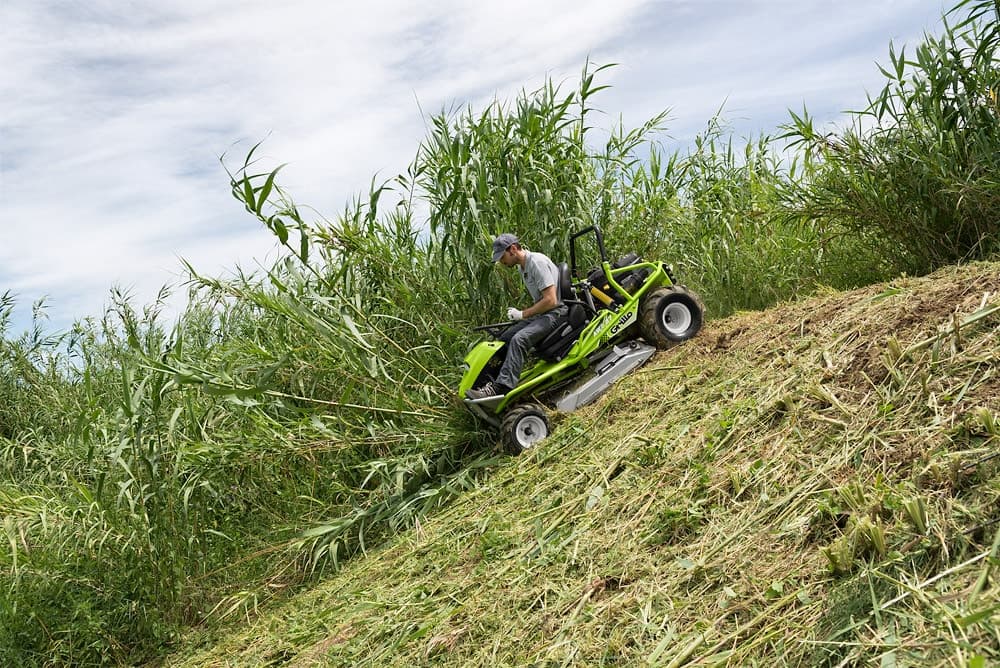 GRILLO CLIMBER 10 AWD 27 fű és bozótvágó traktor összkerekes a nehéz terepekre