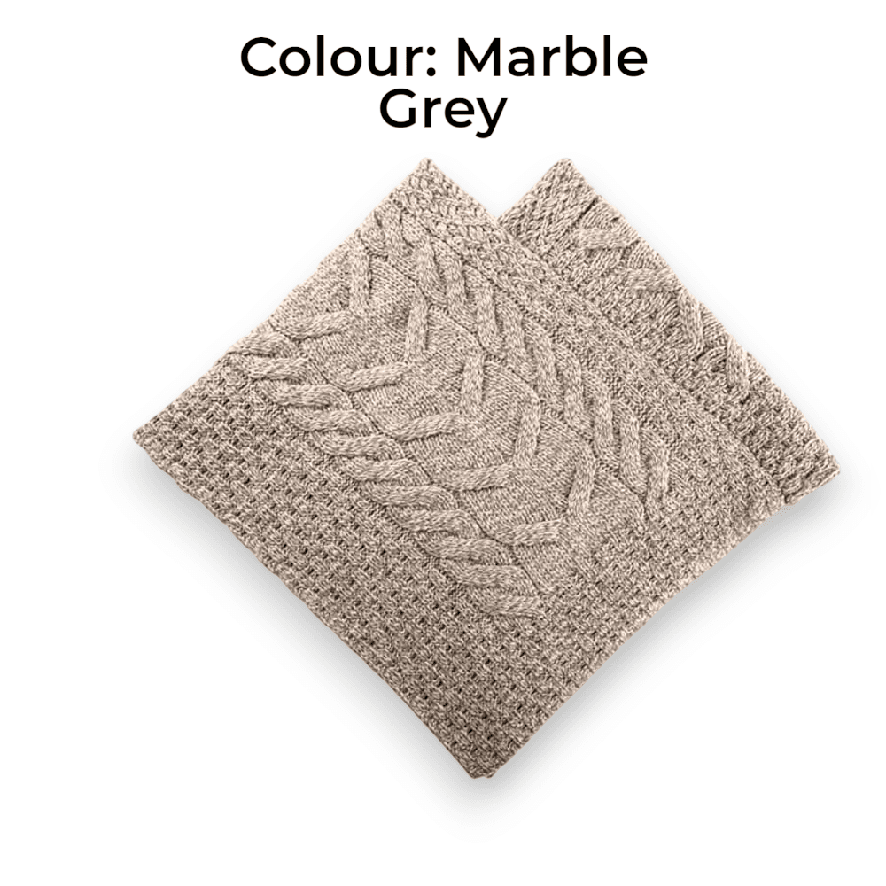 Walker and Hawkes – Kids’ Supersoft Merino Wool Cotebrook Poncho  100% Merinó gyapjúból készült, puha és meleg gyermek poncsó