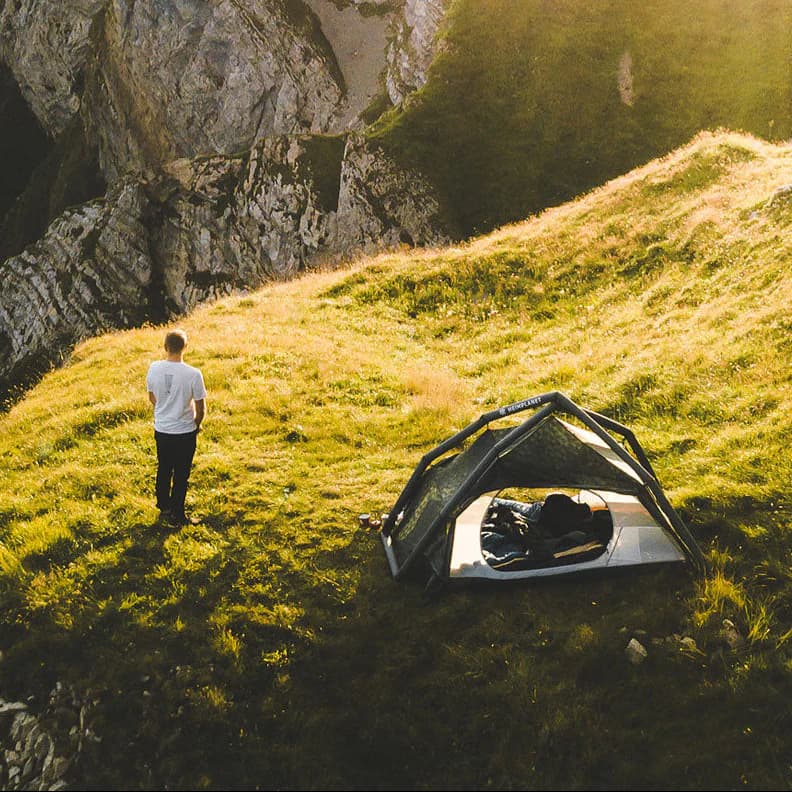 HEIMPLANET FISTRAL Cairo Camo 1-2 személyes felfújható sátor – amikor a táborod beleolvad az erdőbe