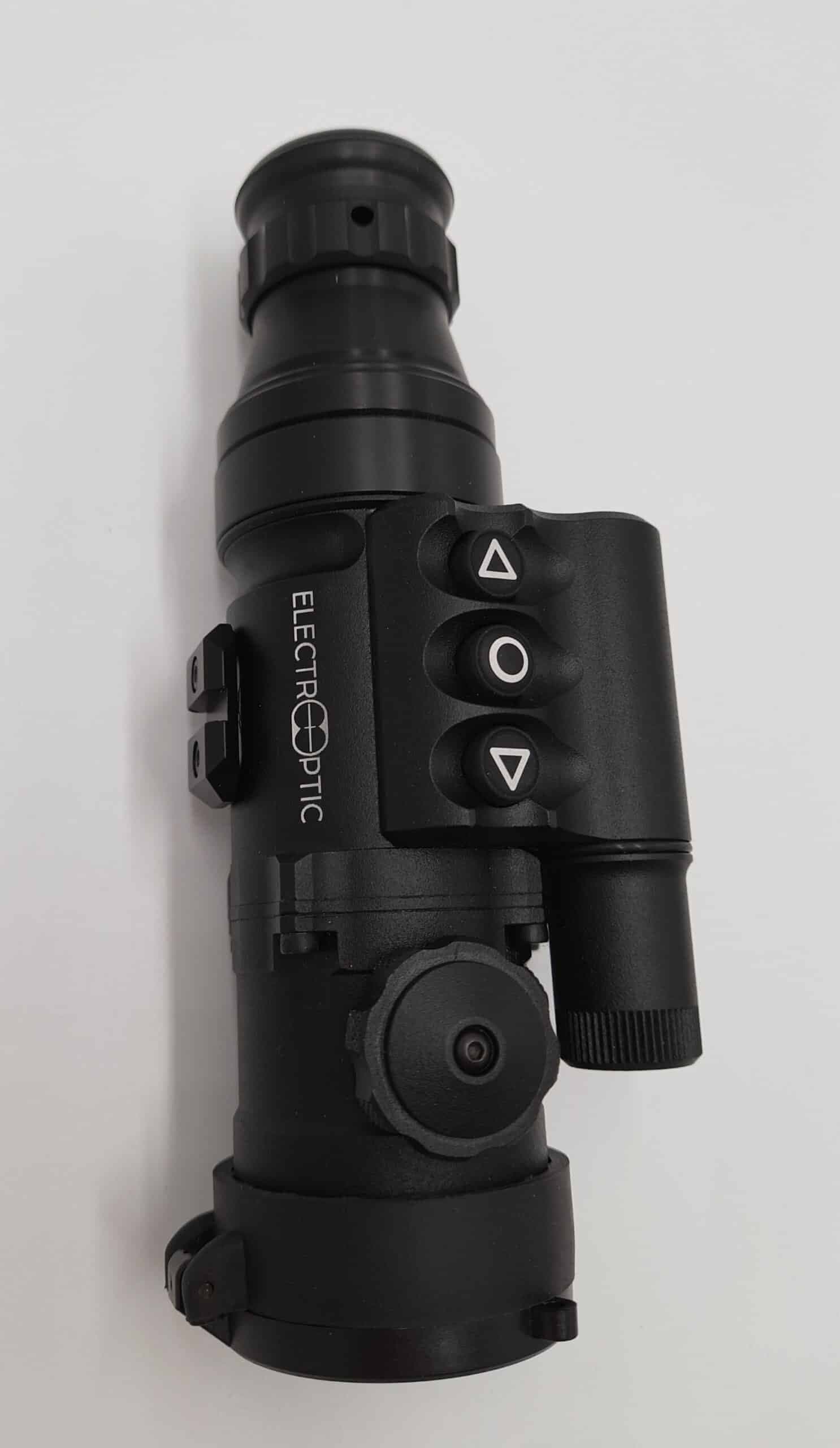 Electrooptic STRIX-F 12 mikronos hőkamera előtét akár 400 méter fölé...