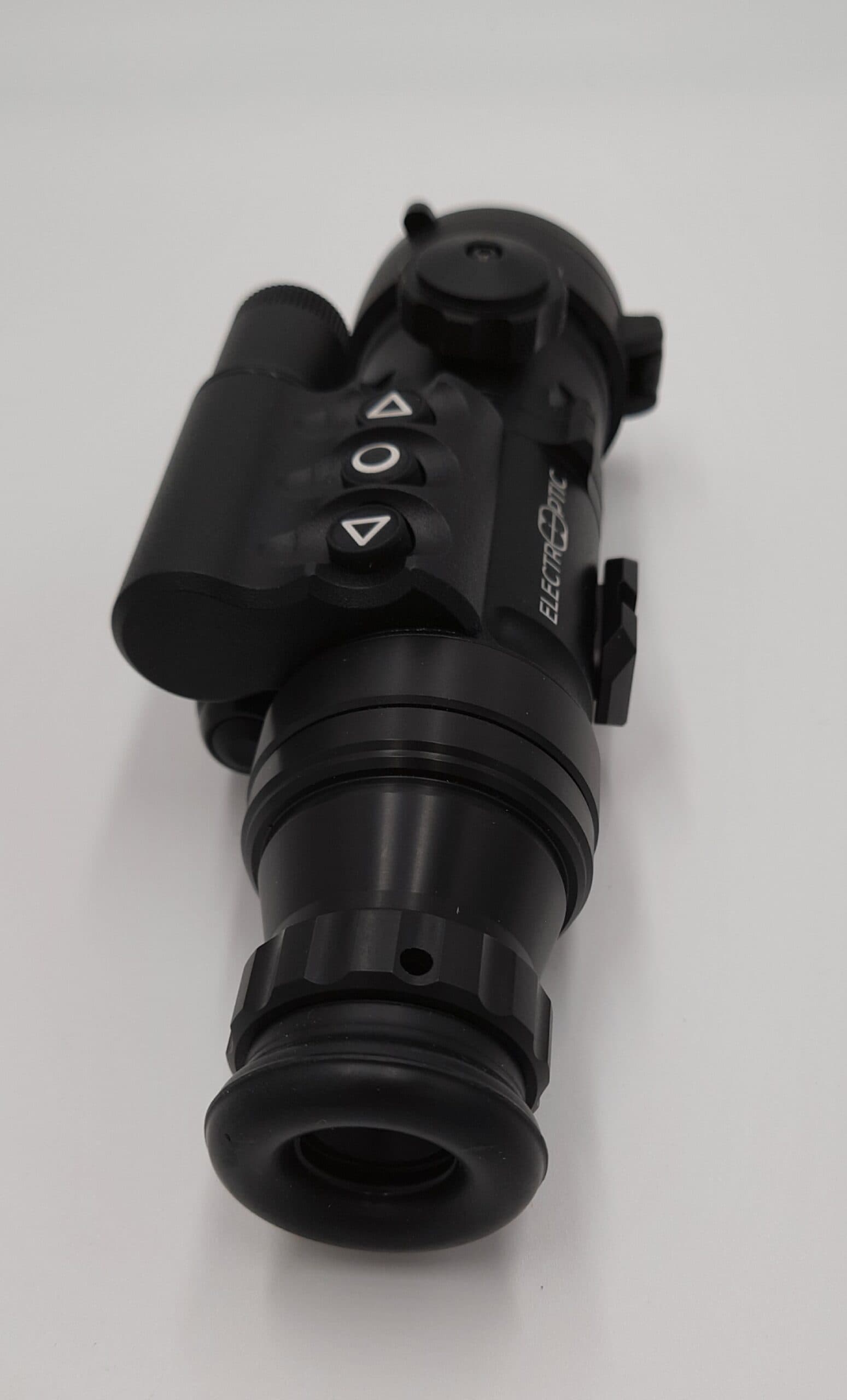 Electrooptic STRIX-F 12 mikronos hőkamera előtét akár 400 méter fölé...