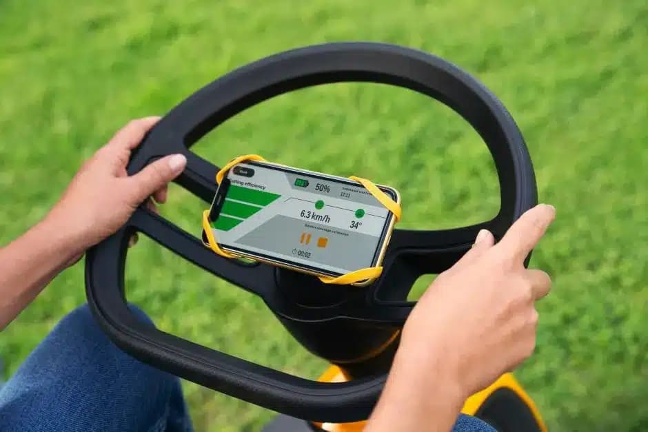 STIGA SWIFT 372e Akkumulátoros Fűgyűjtős Fűnyíró Traktor 2000m2 ajánlott
