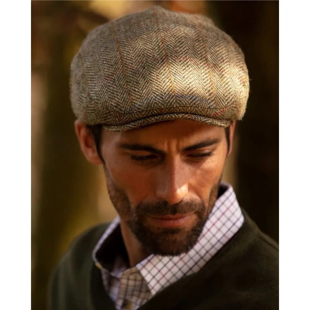 Walker & Hawkes – Edward Harris Tweed Flat Cap fülvédővel