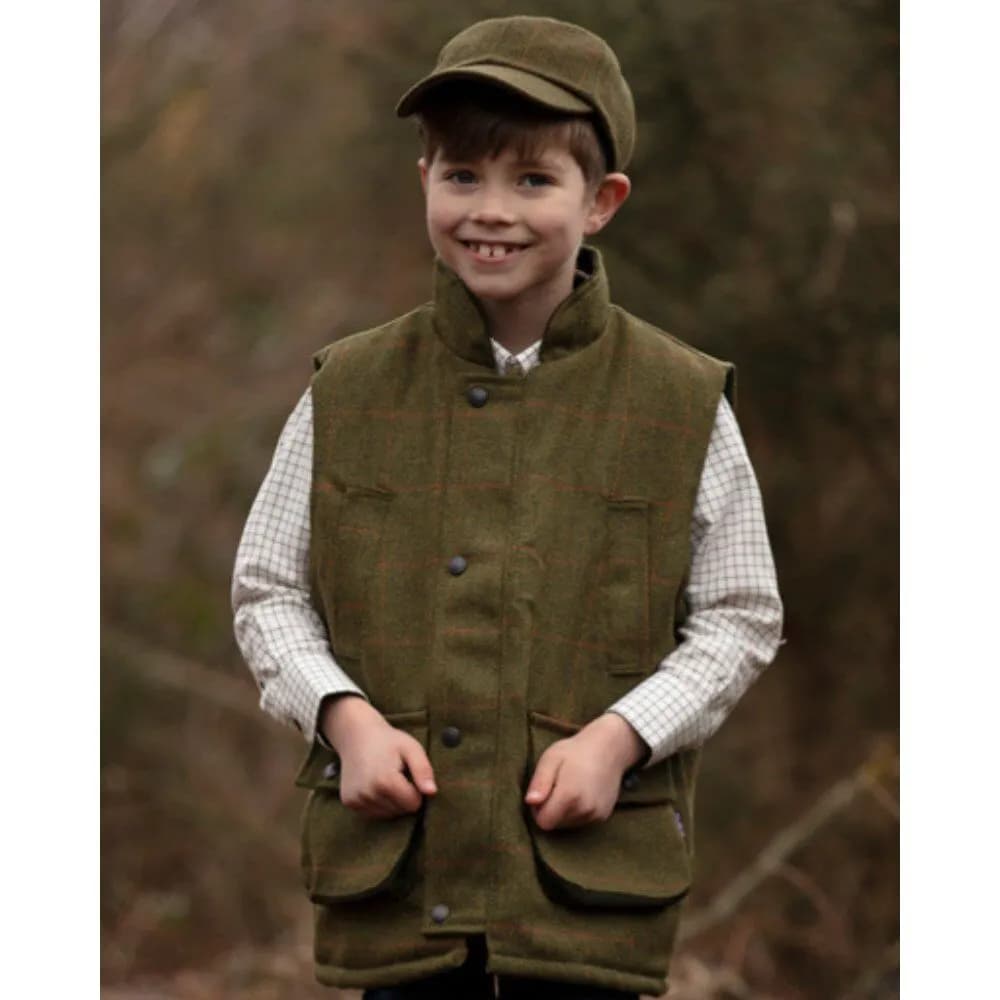 Walker & Hawkes Children’s Derby Tweed Greyson Shooting Gilet – Strapabíró tweed mellény gyerekeknek