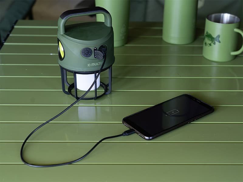 Vadász MULTiX kempinglámpa 3W / 4400mAh